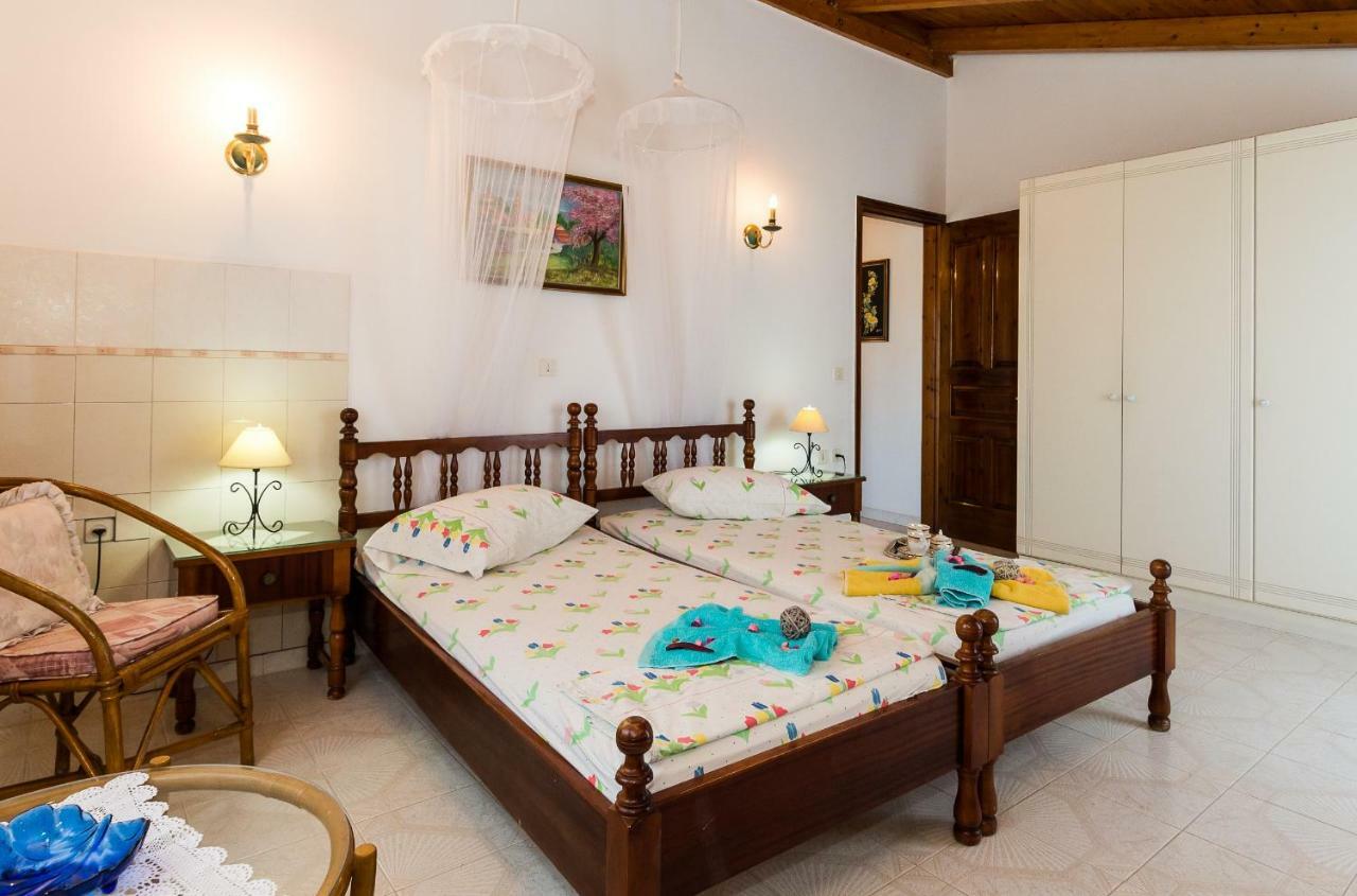 Villa Anna Apartments - 550M From The Beach, By Zantewize Vasilikos  Luaran gambar